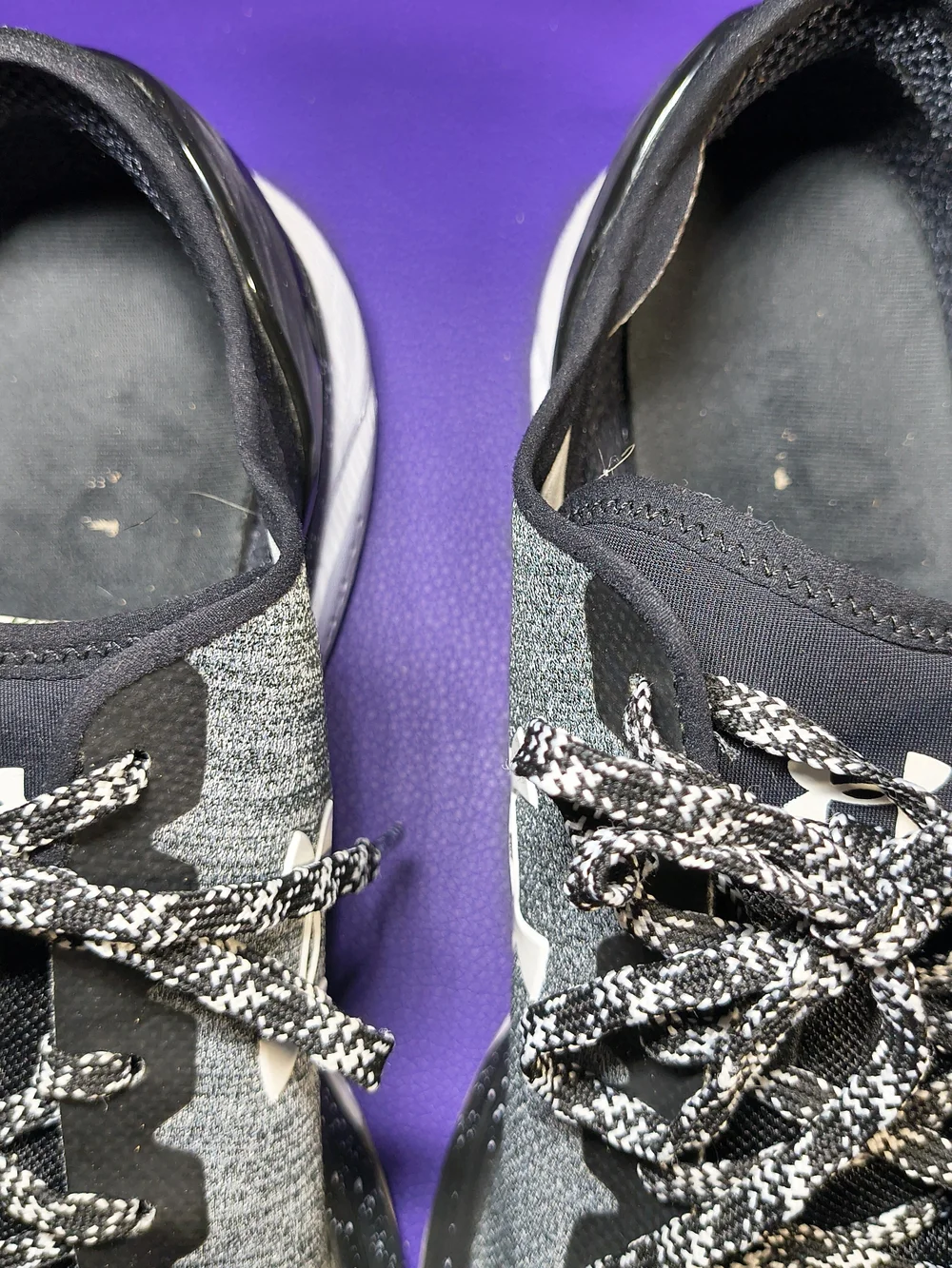 Women's Under Armour Charged Escape Shoes sz 11